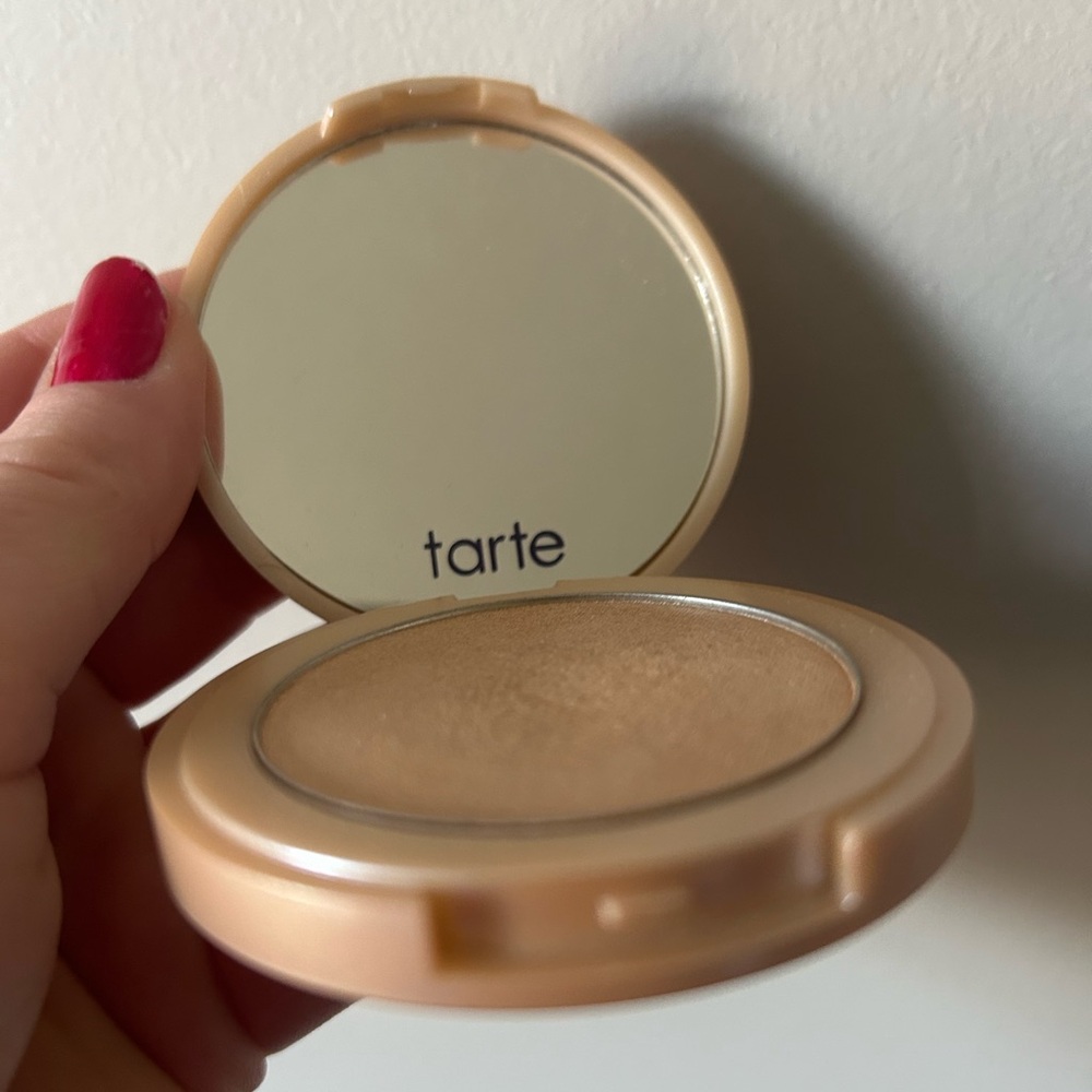 Tarte Highlighter
